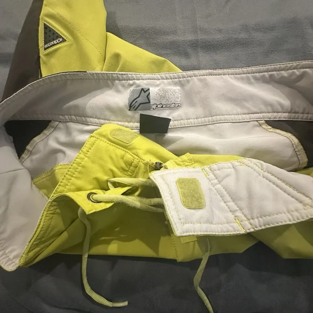 Y2K Alpinestars Board Shorts Mens 34 Colorblock Yellow Swim Trunks Striped